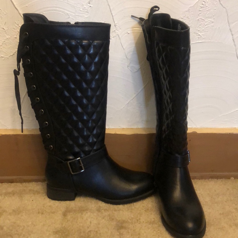 Black knee high boots